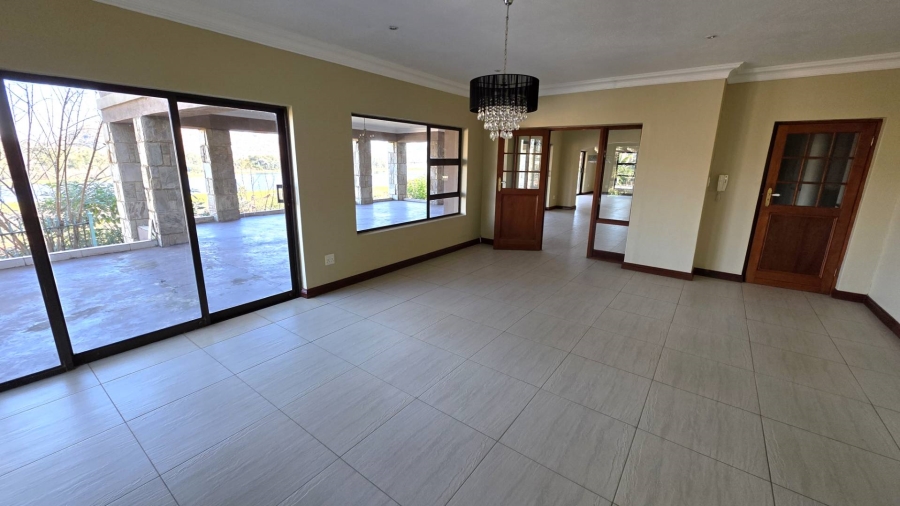 4 Bedroom Property for Sale in Ifafi North West
